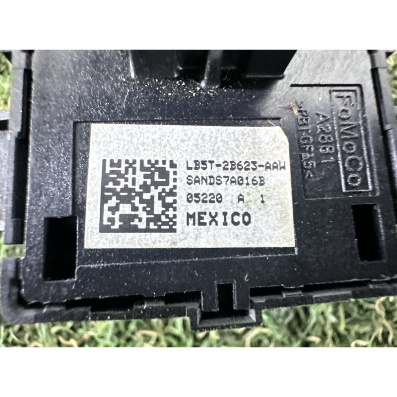 Кнопка стоянкового гальма (електрика / кнопки) FORD ESCAPE MK4 2020 1.5 LB5Z2B623AA