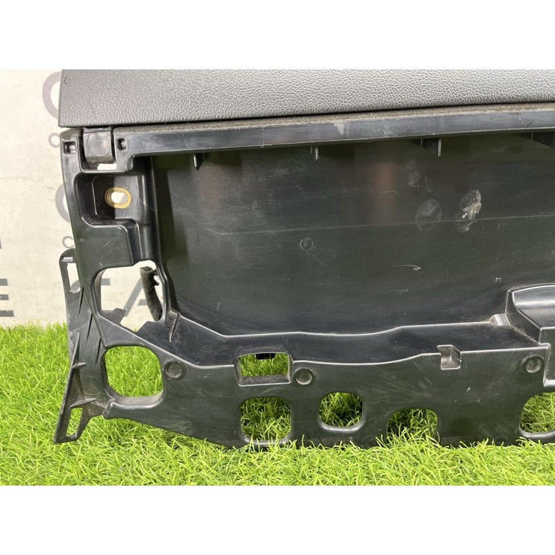 Бардачок (салон) Audi A4 B8 8k1880302b