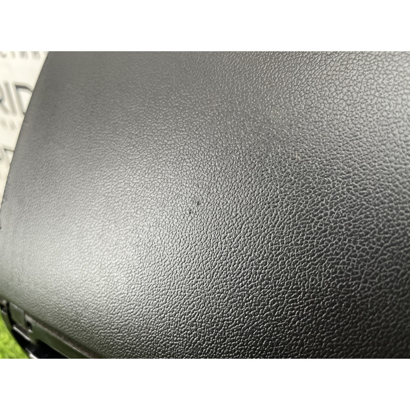 Бардачок (салон) Audi A4 B8 8k1880302b