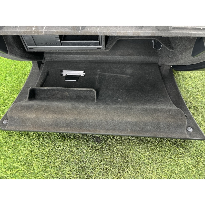 Бардачок (салон) Audi A4 B8 8k1880302b