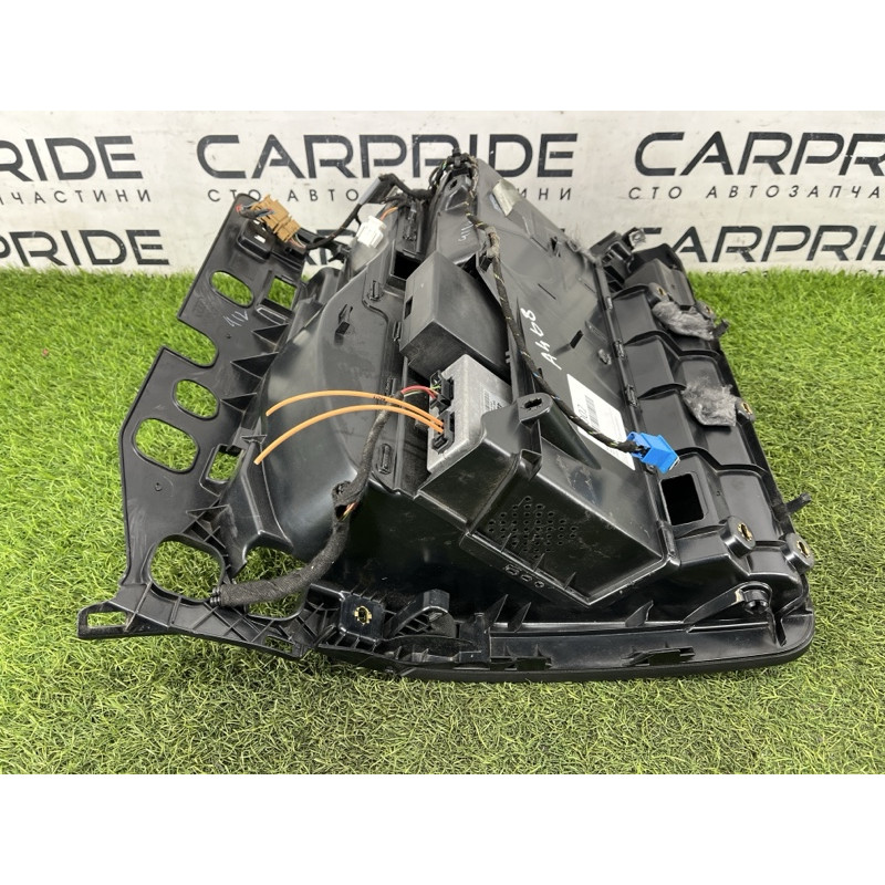 Бардачок (салон) Audi A4 B8 8k1880302b