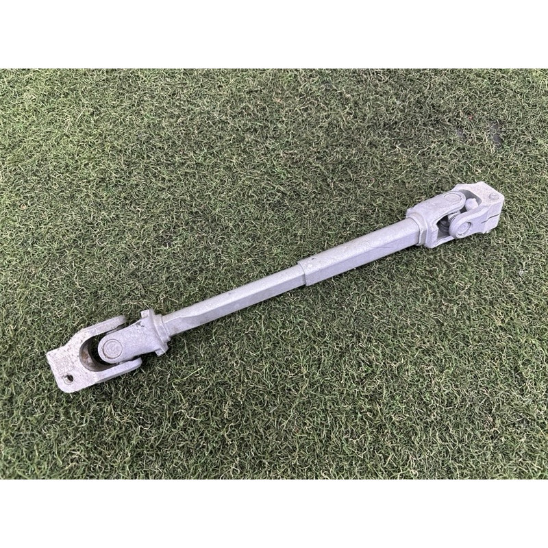 Рульовий карданчик (рульове керування) LAND ROVER Range Rover Velar L560 2018 2.0 LR091076