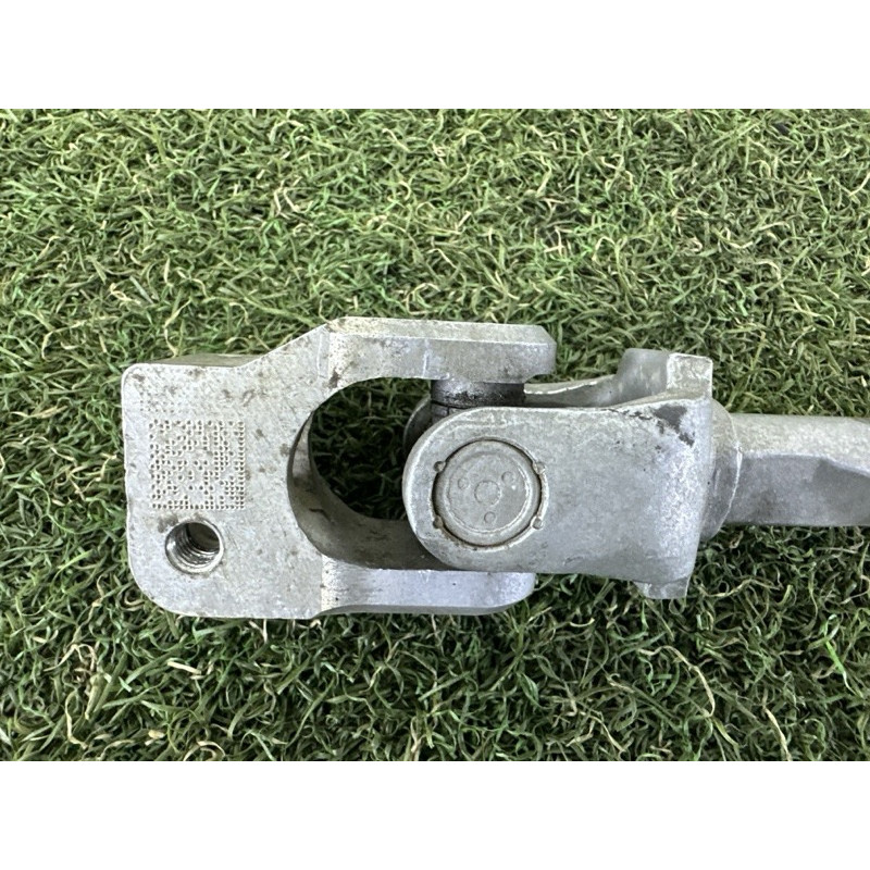 Рульовий карданчик (рульове керування) LAND ROVER Range Rover Velar L560 2018 2.0 LR091076