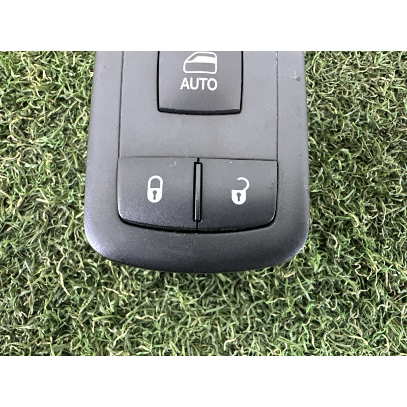 Блок кнопок стеклоподъемников (электрика / кнопки) Jeep Grand Cherokee WK2 2017 3.6 68290692AB