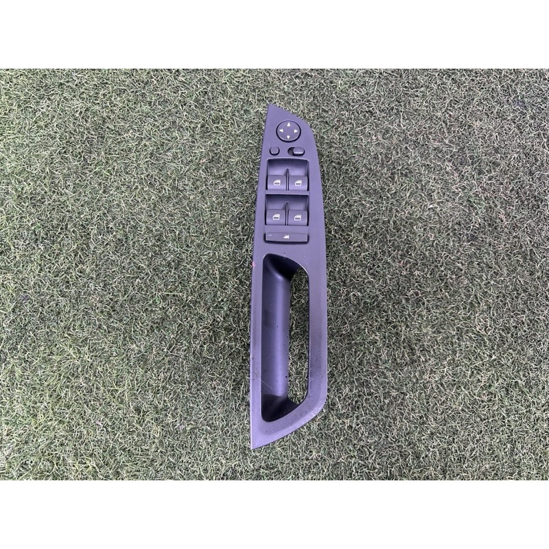 Блок кнопок склопідйомників (електрика / кнопки) BMW X5 E70 2012 4.4 61319218044