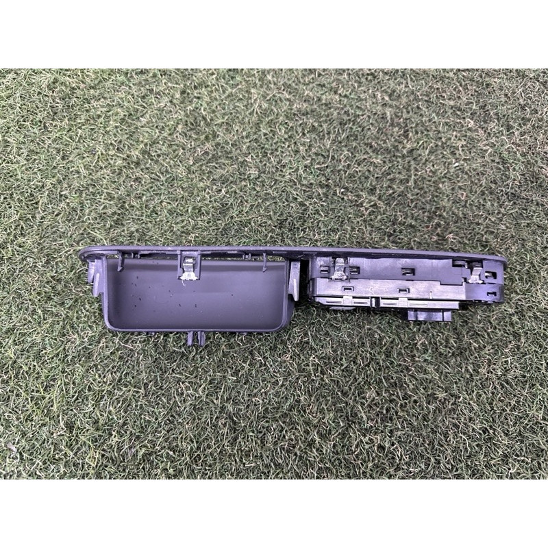 Блок кнопок склопідйомників (електрика / кнопки) BMW X5 E70 2012 4.4 61319218044