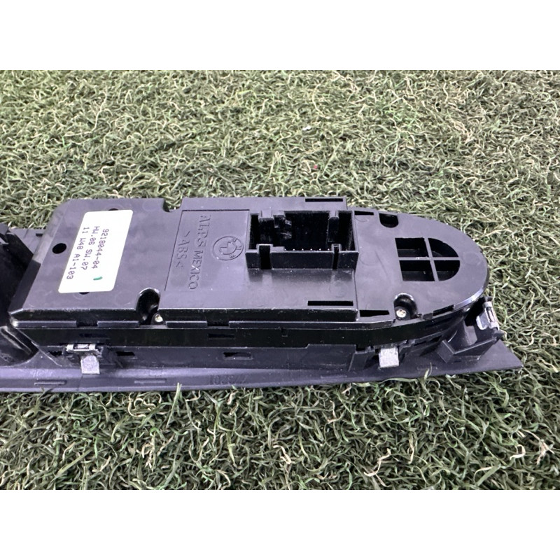 Блок кнопок склопідйомників (електрика / кнопки) BMW X5 E70 2012 4.4 61319218044