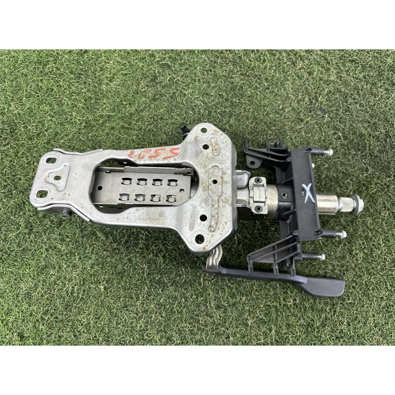 Рулевая колонка (рулевое управление) BMW X1 F48 2018 2.0 32306873699
