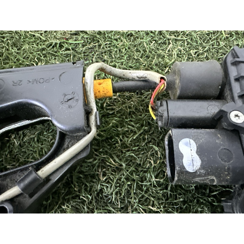 Замок дверей (кузов і елементи) BMW X5 E70 2012 4.4 51225A36E86