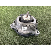 Подушка двигуна