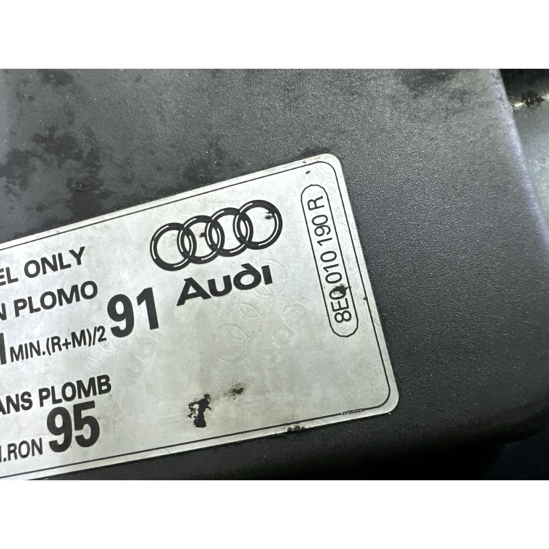 Лючок топливного бака (кузов и элементы) AUDI Q5 8R 2012 3.2 8R0809999B