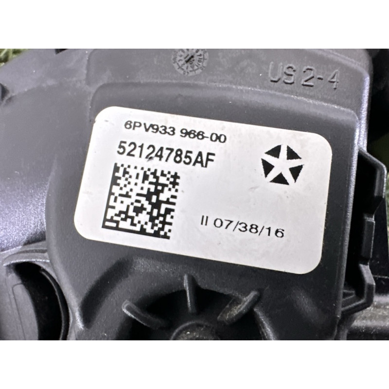 Педаль газу (електрика двигуна) Jeep Grand Cherokee WK2 2017 3.6 52124785AF