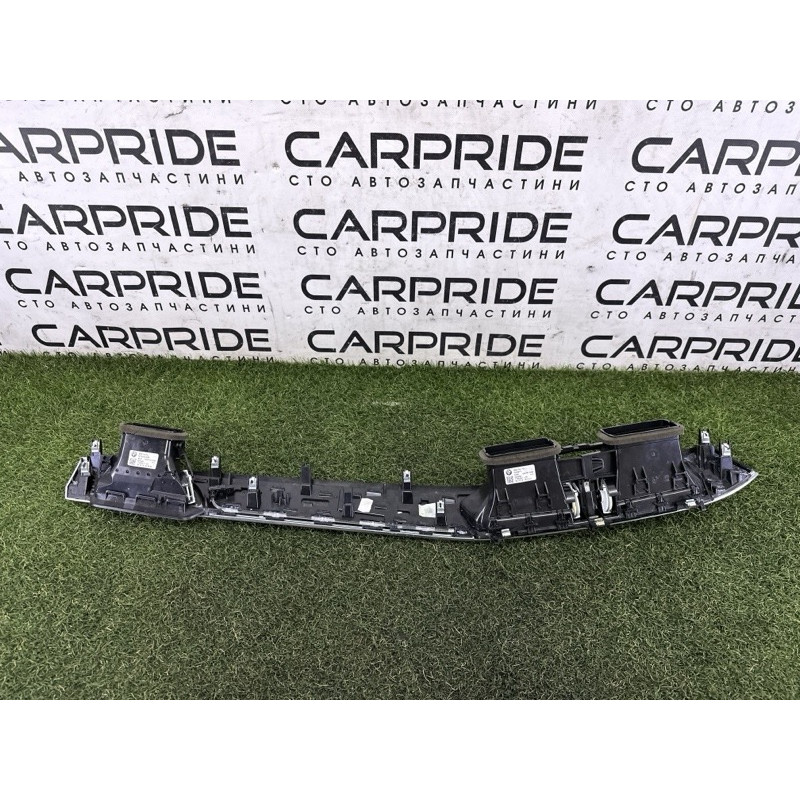 Центральный дефлектор салона (салон) BMW X1 F48 2016 2.0 51459347745