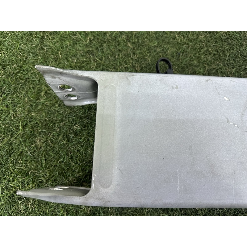 Кронштейн усилителя бампера (стекла и зеркала) LAND ROVER Range Rover Velar L560 2018 2.0 LR091866