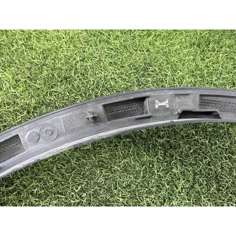 Накладка на крыло (кузов и элементы) Volkswagen Touareg NF 2012 3.0 7P6854819B9B9