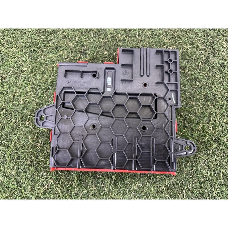 Распределитель тока (электрика) BMW X5 F15 2015 3.0 61146826201