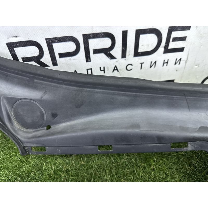 Жабо (кузов и элементы) BMW X3 F25 2013 2.0 51717206135