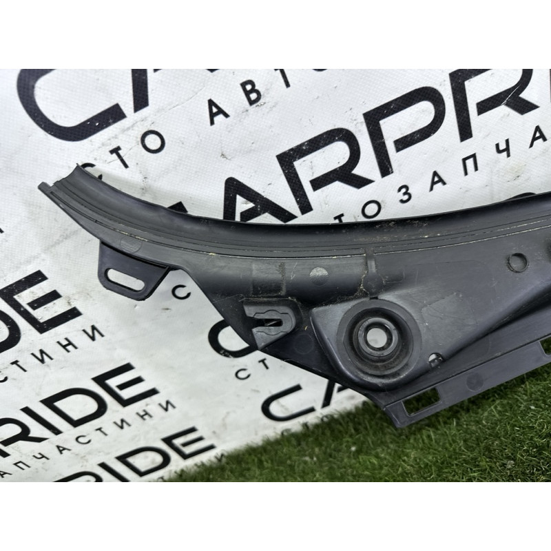 Жабо (кузов и элементы) BMW X3 F25 2013 2.0 51717206135