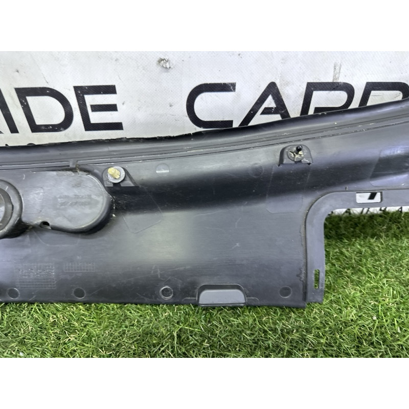 Жабо (кузов и элементы) BMW X3 F25 2013 2.0 51717206135