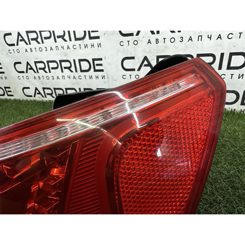 Задний фонарь (оптика) AUDI Q5 8R 2012 3.2 8R0945094B