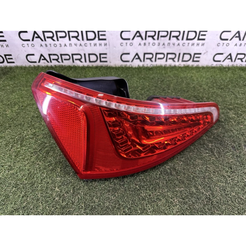 Задний фонарь (оптика) AUDI Q5 8R 2012 3.2 8R0945093B