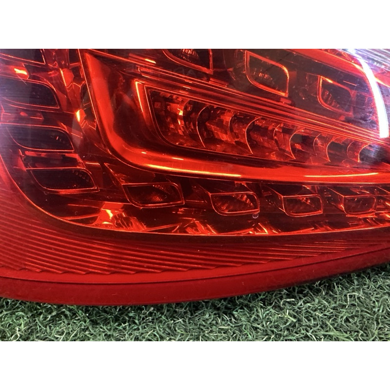 Задний фонарь (оптика) AUDI Q5 8R 2012 3.2 8R0945093B