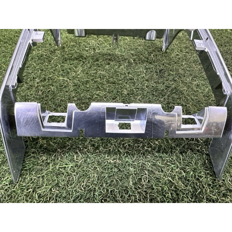 Накладка центральной консоли (салон) LAND ROVER RANGE ROVER Sport L494 2014 5.0 LR055989