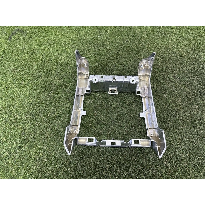 Накладка центральной консоли (салон) LAND ROVER RANGE ROVER Sport L494 2014 5.0 LR055989