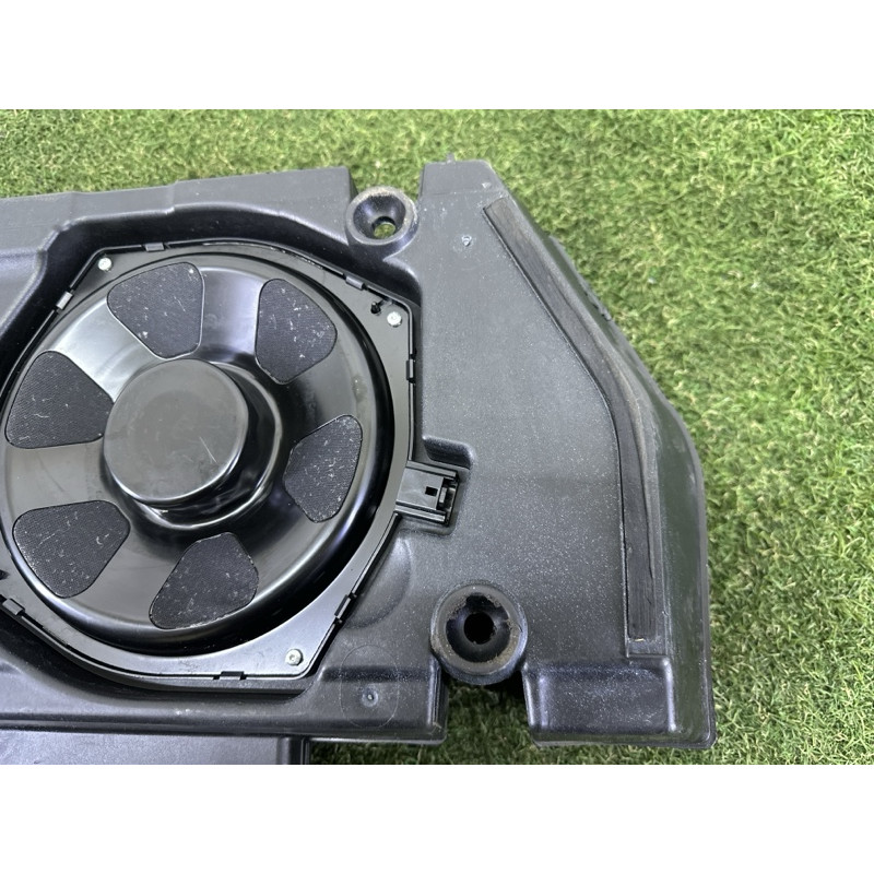 Сабвуфер (электрика) LAND ROVER RANGE ROVER Sport L494 2014 5.0 LR033287