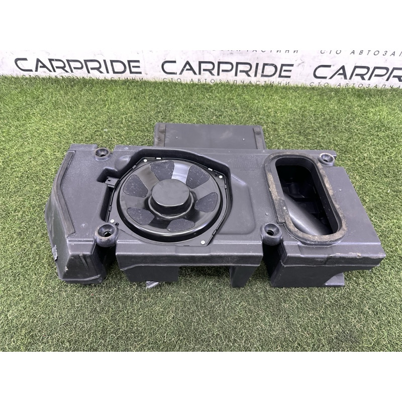 Сабвуфер (электрика) LAND ROVER RANGE ROVER Sport L494 2014 5.0 LR033287