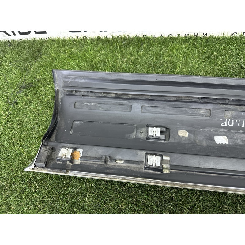Накладка двери внешняя (кузов и элементы) Volkswagen Touareg NF 2012 3.0 7P6854940HGRU