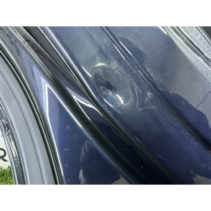Дверь (наружные элементы кузова) AUDI Q5 8R 2012 3.2 8R0833051B