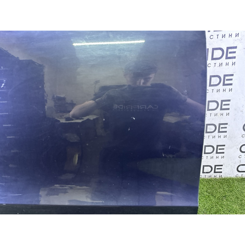 Двері (зовнішні елементи кузова) AUDI Q5 8R 2012 3.2 8R0831052E