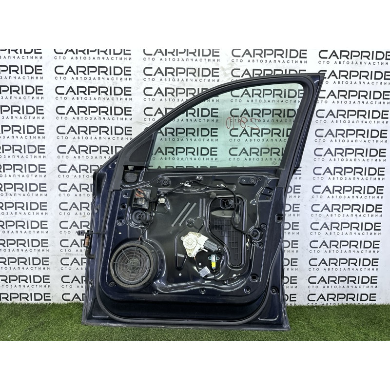 Двері (зовнішні елементи кузова) AUDI Q5 8R 2012 3.2 8R0831052E