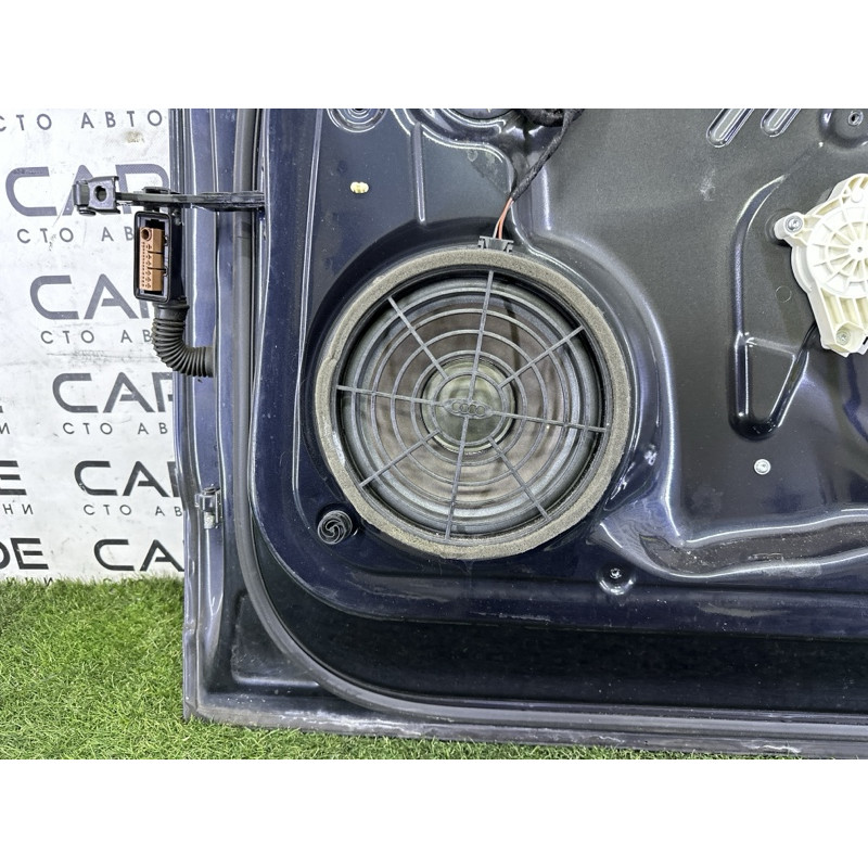 Двері (зовнішні елементи кузова) AUDI Q5 8R 2012 3.2 8R0831052E