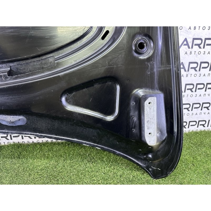 Капот (кузов и элементы) Volkswagen Touareg NF 2012 3.0 7P6823031