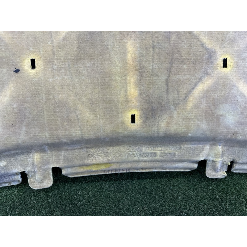 Шумоизоляция капота (кузов и элементы) LAND ROVER RANGE ROVER Sport L494 2014 5.0 LR043837