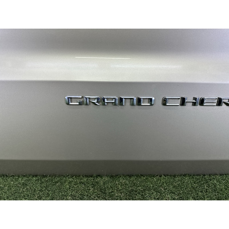 Двері (зовнішні елементи кузова) Jeep Grand Cherokee WK2 2014 5.7 HEMi 55113638AM