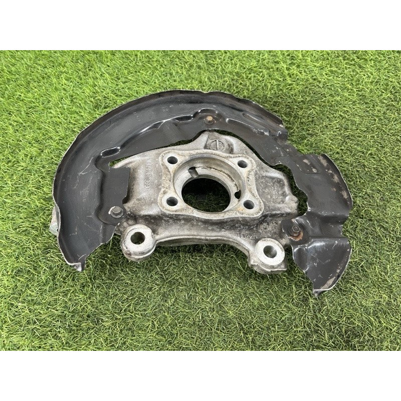 Поворотный кулак (подвеска) Ford Fusion MK5 dg9c3k171a