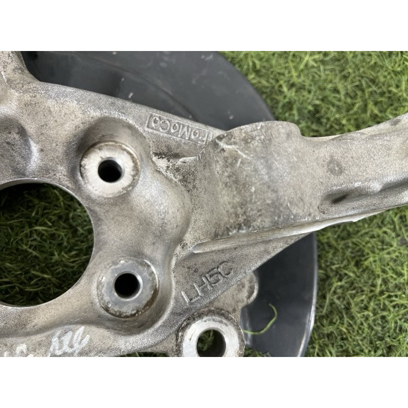 Поворотный кулак (подвеска) Ford Fusion MK5 dg9c3k171a