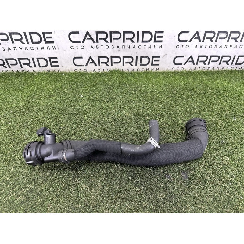 Патрубок (система охлаждения) LAND ROVER RANGE ROVER Sport L494 2014 5.0 LR042893