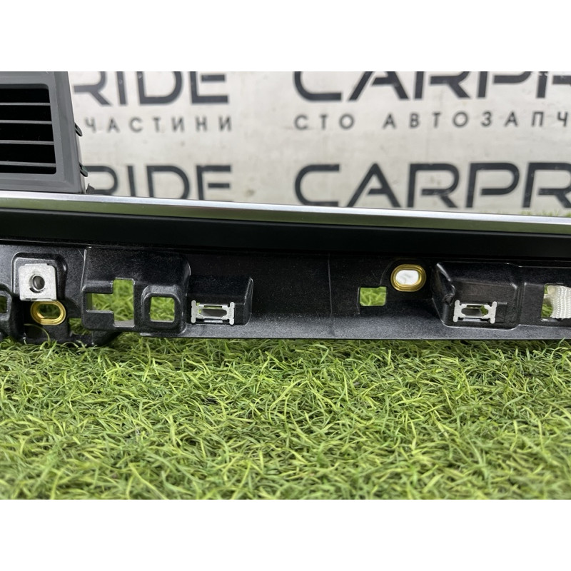 Центральний дефлектор салону (салон) Audi Q5 Not specified 80B820902M6PS