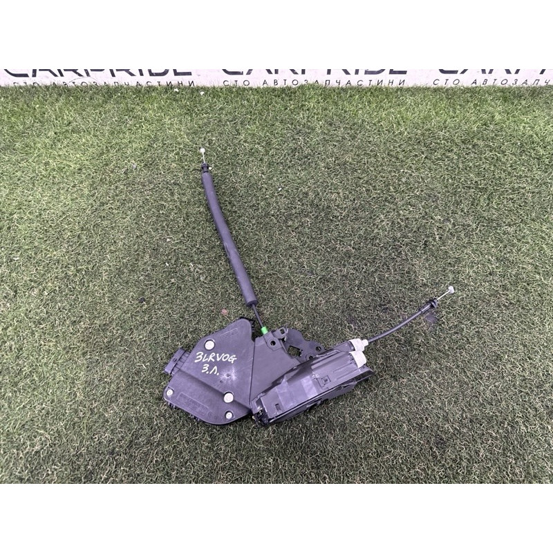 Замок дверей (кузов и элементы) LAND ROVER Range Rover L405 2014 5.0 LR063611