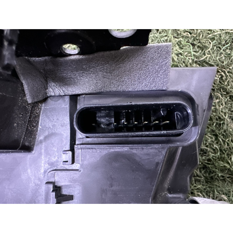 Замок дверей (кузов и элементы) LAND ROVER Range Rover L405 2014 5.0 LR063611
