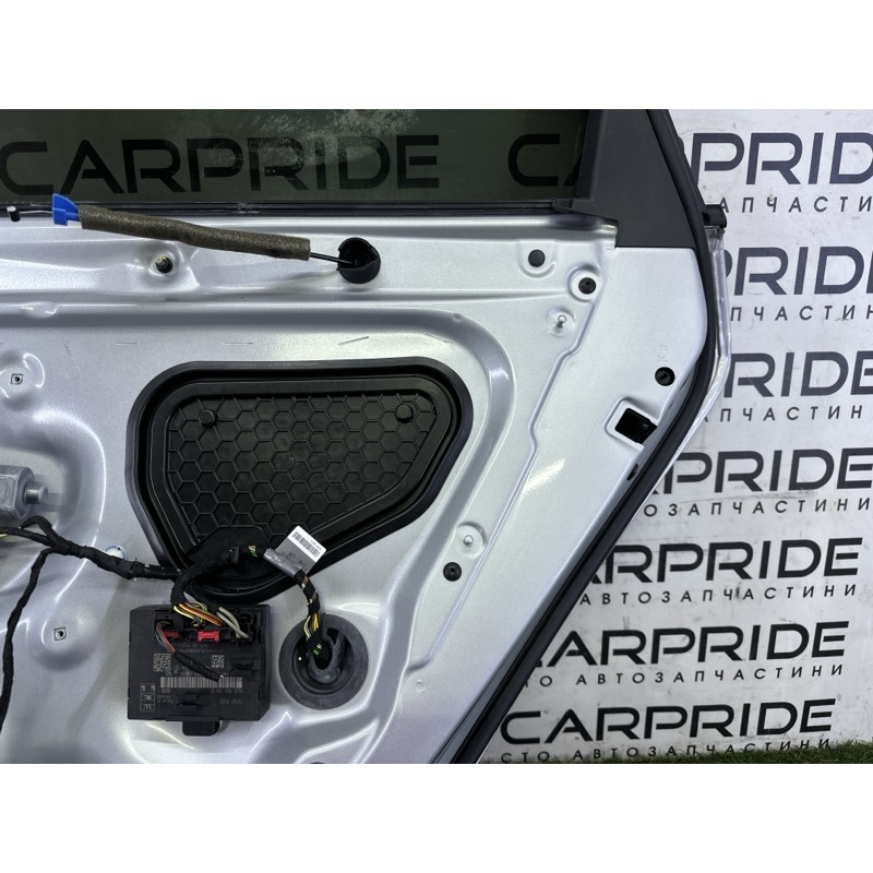 Дверь (наружные элементы кузова) AUDI A3 8V 2015 1.8 8V5833052