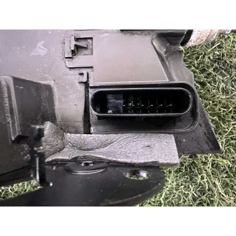 Замок двери (кузов и элементы) LAND ROVER Range Rover L405 2014 5.0 LR063609