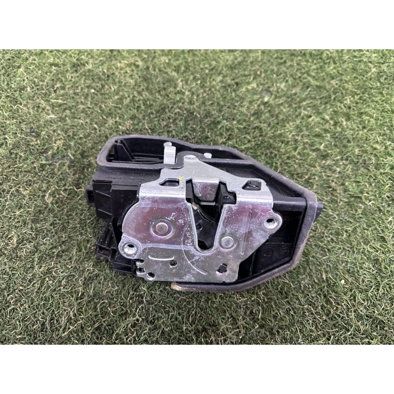 Замок двери (кузов и элементы) BMW X3 F25 2013 2.0 51217229458