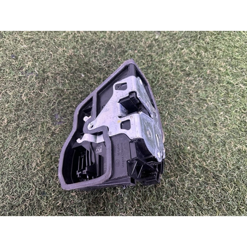Замок двери (кузов и элементы) BMW X3 F25 2013 2.0 51217229458