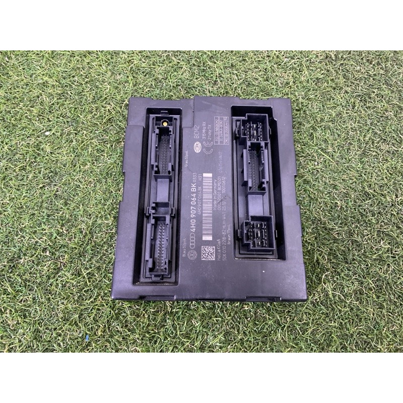 Модуль BCM (электрика / блоки управления) Volkswagen Touareg NF 2012 3.0 4H0907064BK