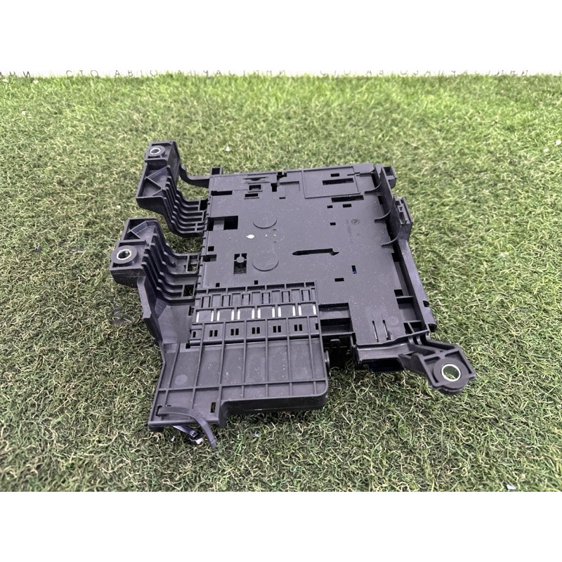Блок предохранителей (электрика) Volkswagen Touareg NF 2012 3.0 7P0937548F